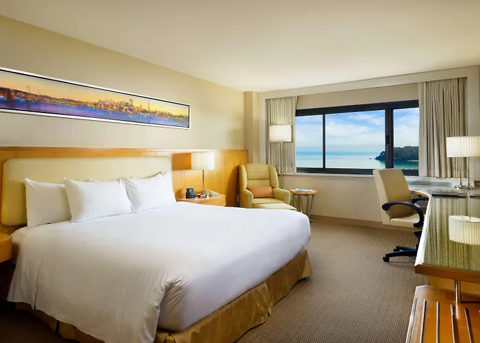 Hilton San Francisco Airport Bayfront - No Resort Fee