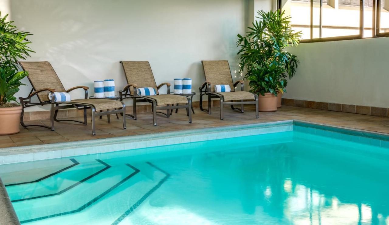 Hilton San Francisco Airport Bayfront - No Fee Hotel 4*