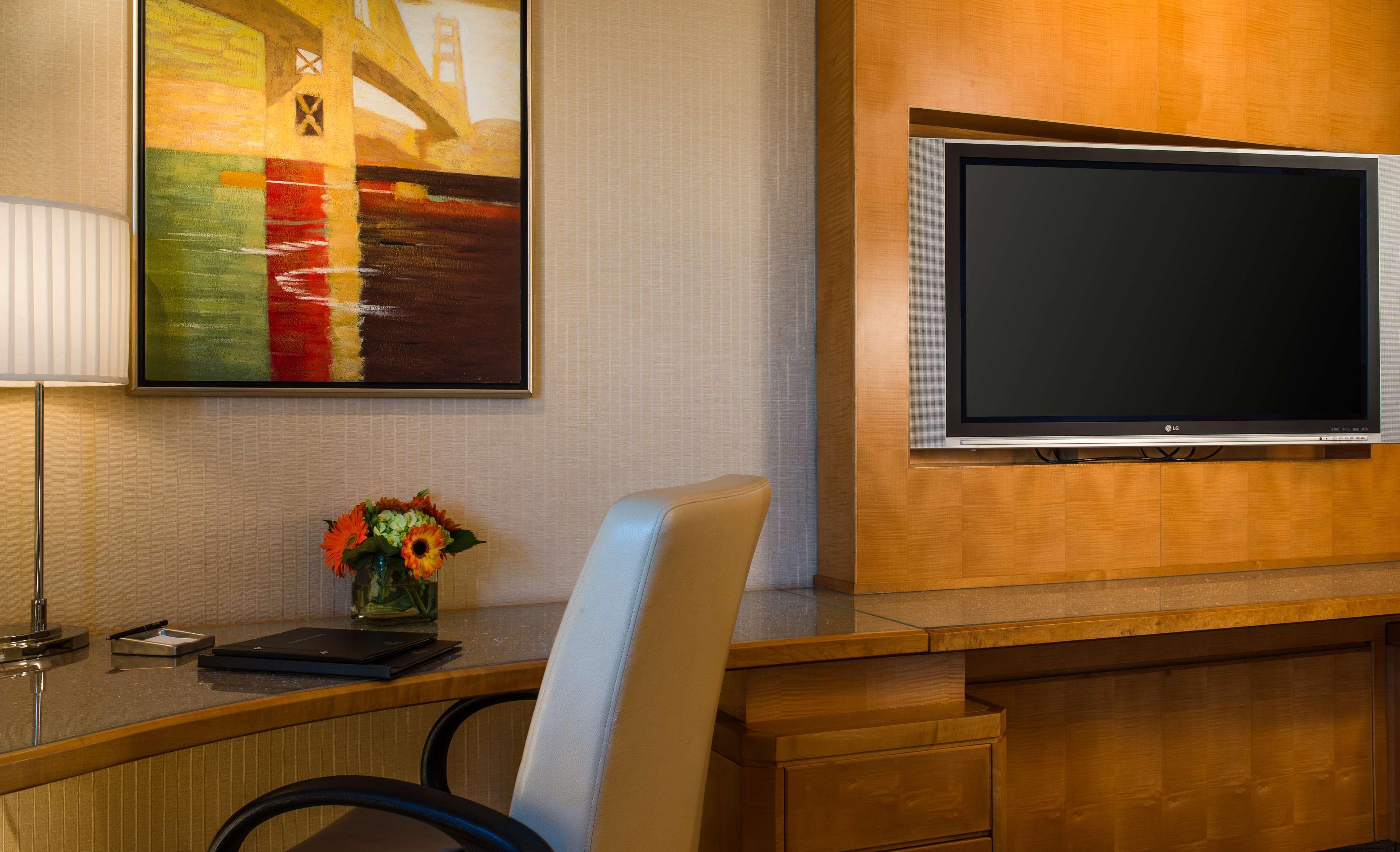 Hilton San Francisco Airport Bayfront - No Fee Hotel