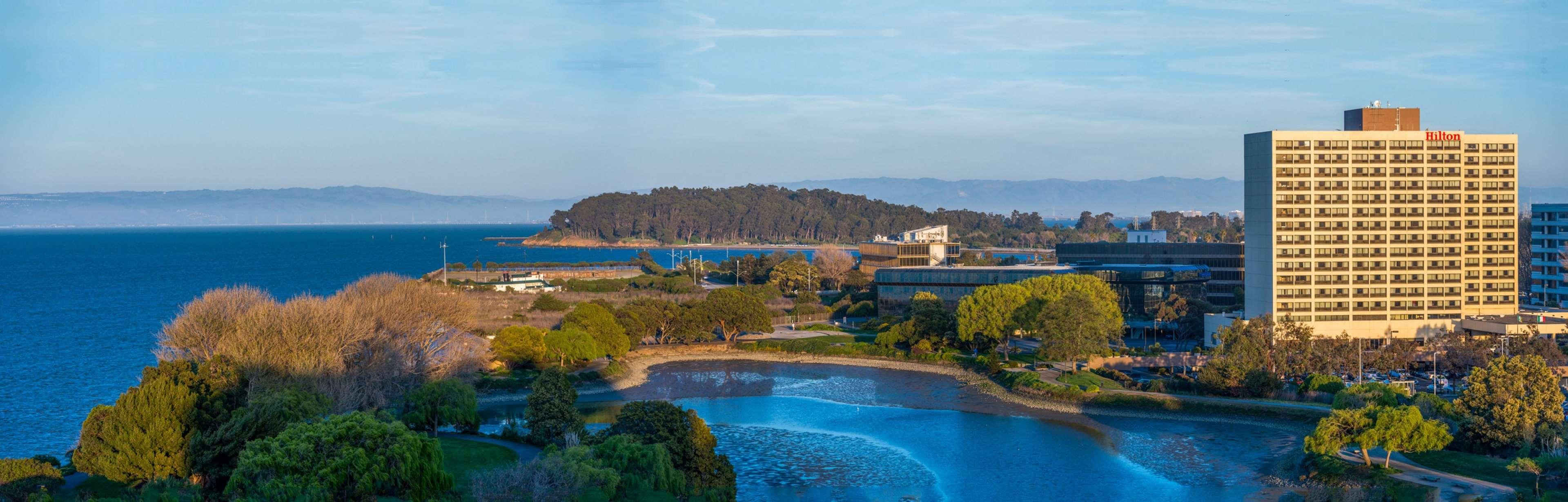 Hilton San Francisco Airport Bayfront - No Fee