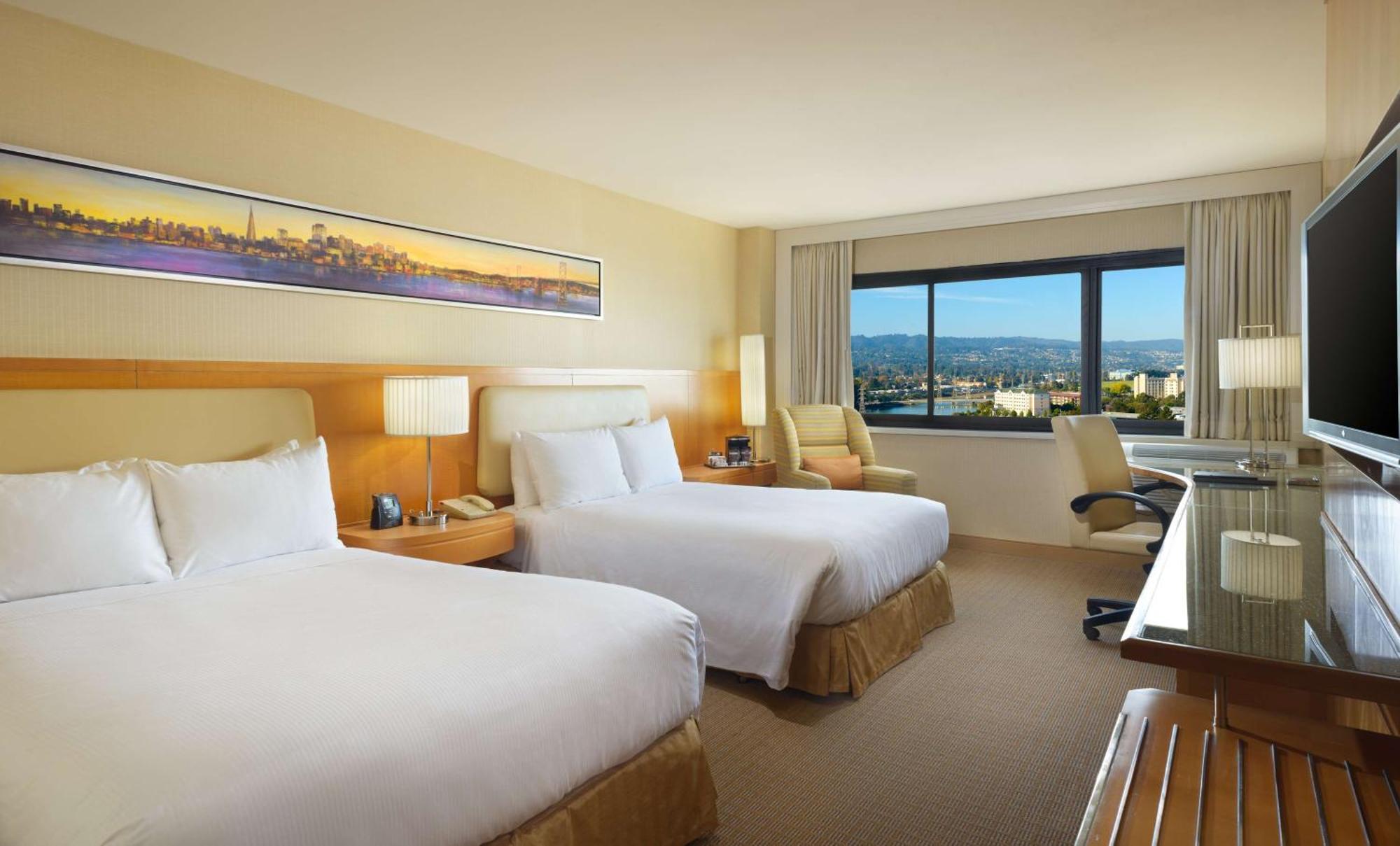 Hilton San Francisco Airport Bayfront - No Fee 4* Burlingame