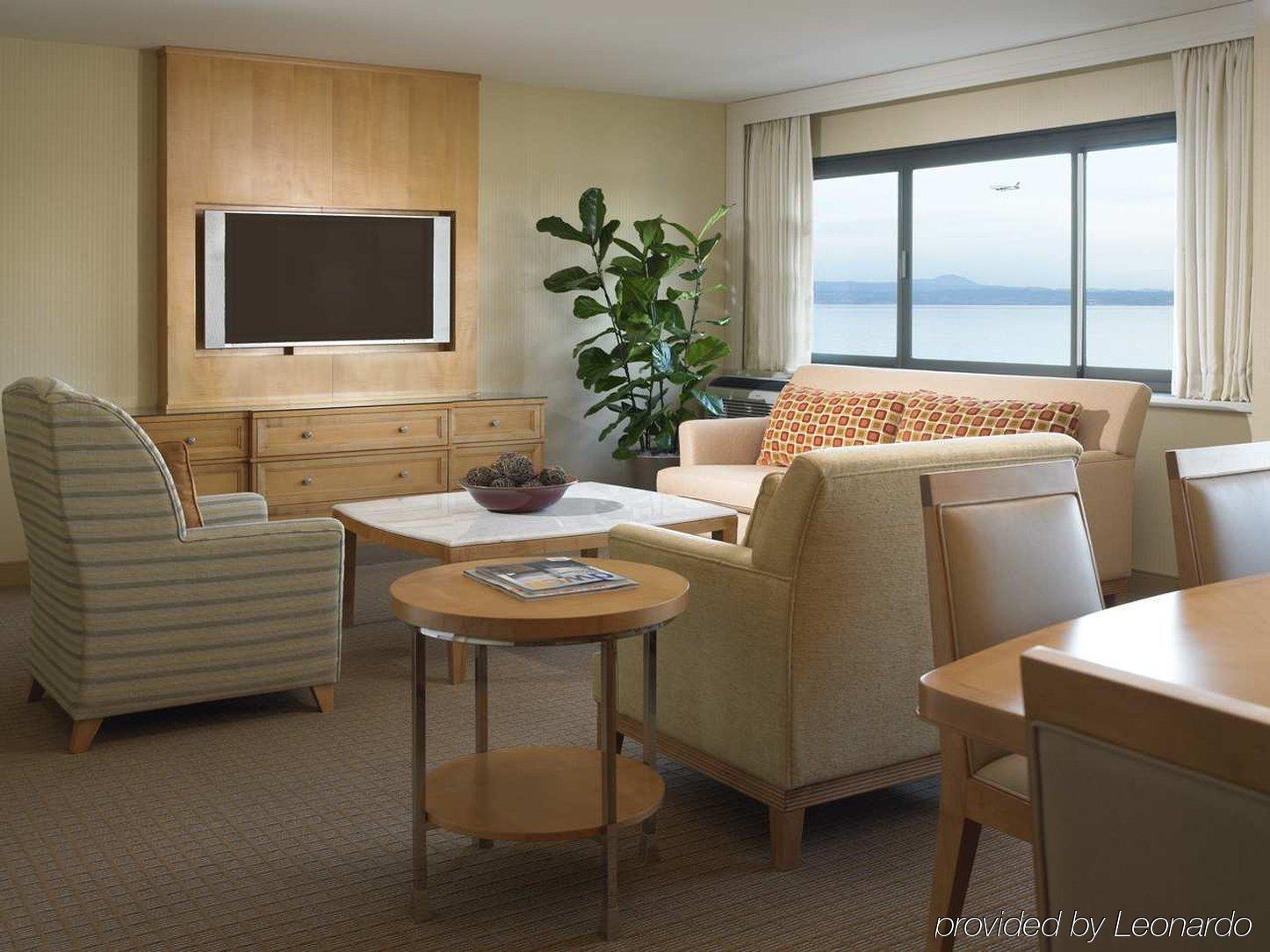 Hilton San Francisco Airport Bayfront - No Fee Hotel Burlingame