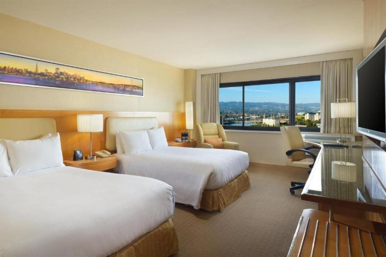 Hotel Hilton San Francisco Airport Bayfront - No Fee 4*